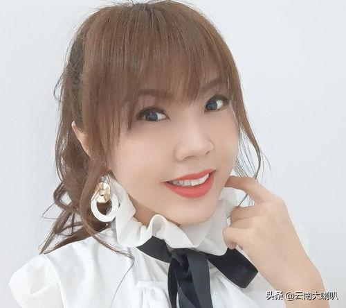 娱乐吃瓜女艺人红后,揭秘娱乐圈吃瓜女艺人崛起之路